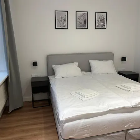 Na Matejki Apartment